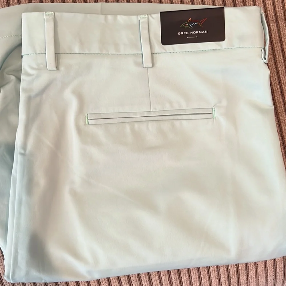 Greg Norman Golf shorts